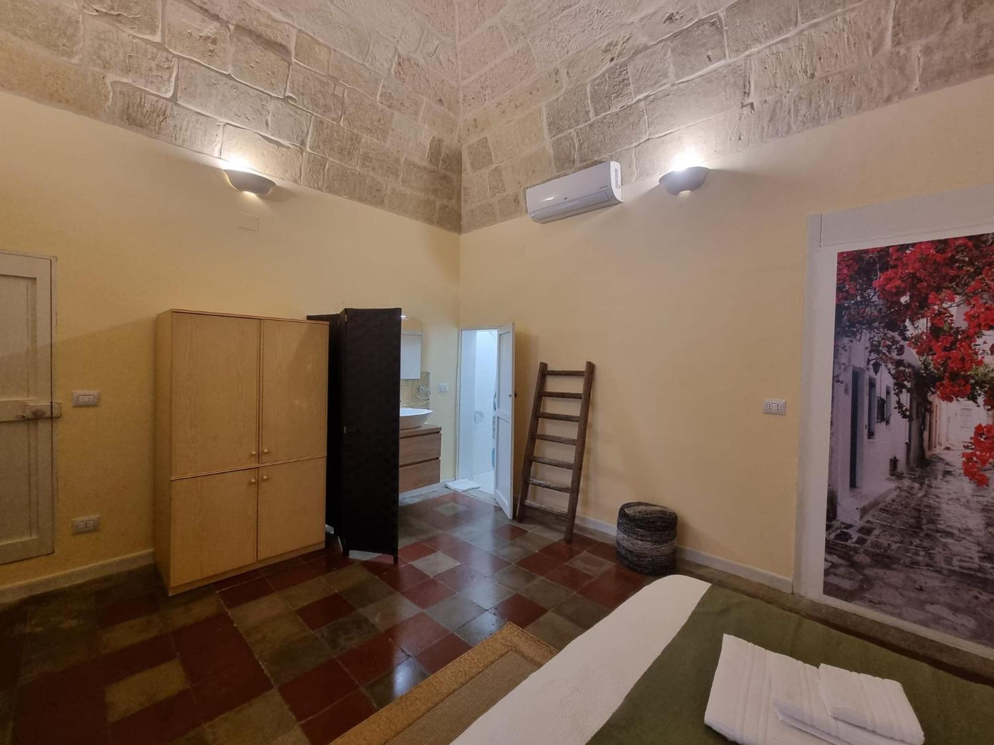 La Volta Bed and Breakfast Lecce Exteriör bild